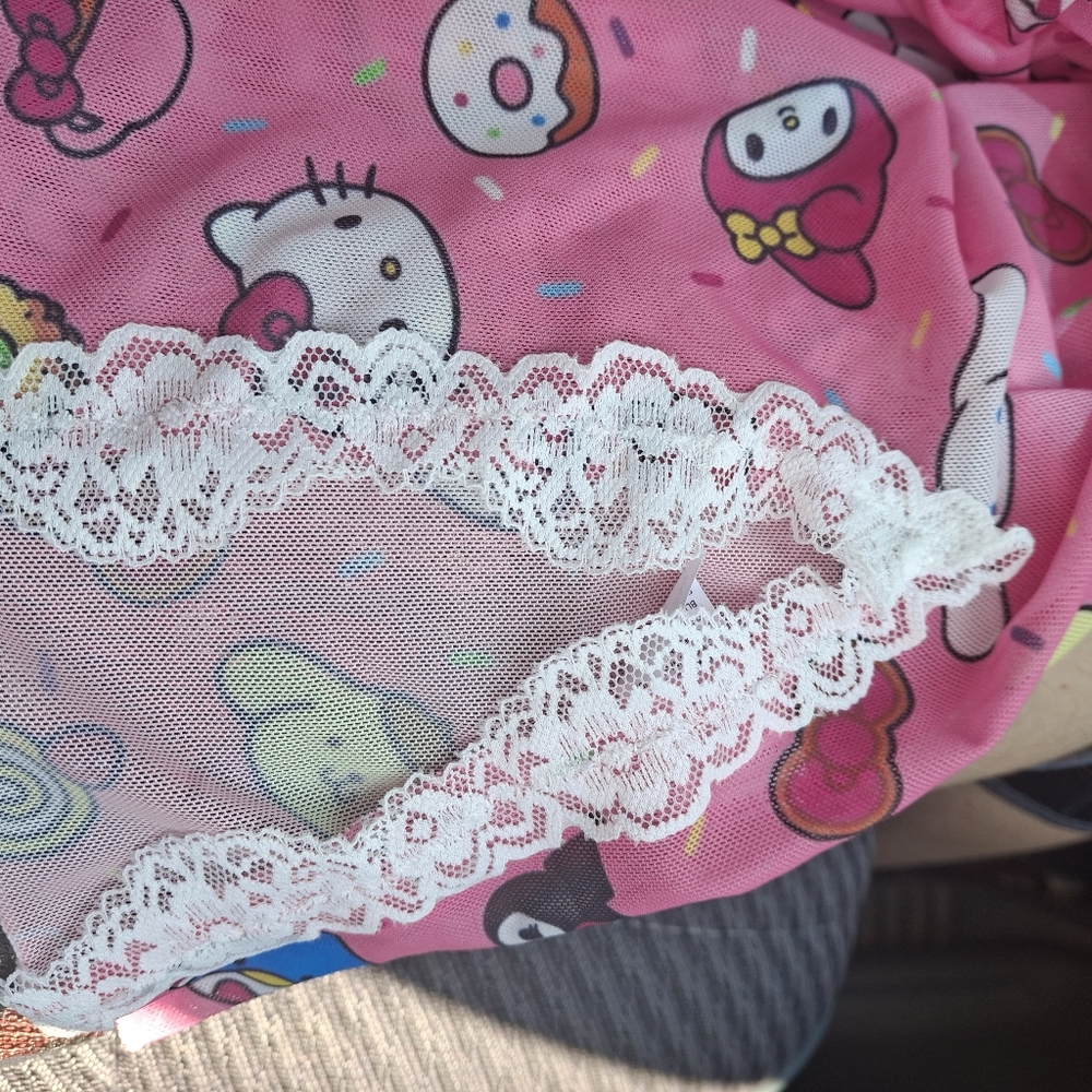 Hello Kitty Pink Patterned Chemise - image 4